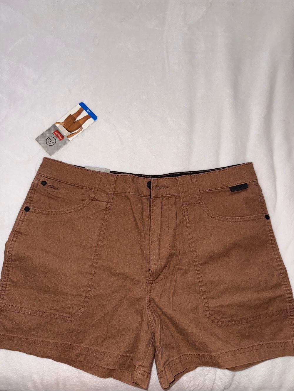 Wrangler Women’s Tan Shorts